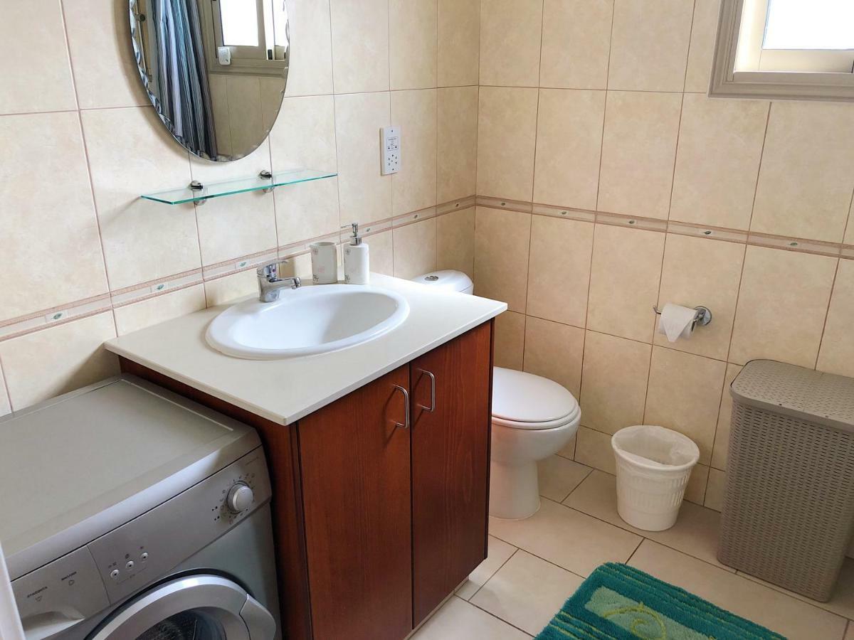 King'S Gardens Apartment Пафос Екстер'єр фото